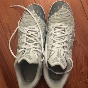 Men’s Nike Mamba Rage Basketball Shoes